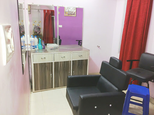 Oshin Beauty Parlour& Training Centre, Behind Golden Marble, Ring Rd No. 1, Prince Colony, Laxmi Nagar, Raipur, Chhattisgarh 492001, India, Beauty_Parlour, state CT