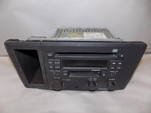  01-05 02 Volvo 60 70 S60 V70 Radio CD Player Tape 2001 2002 2003 2004 2005 #4842
