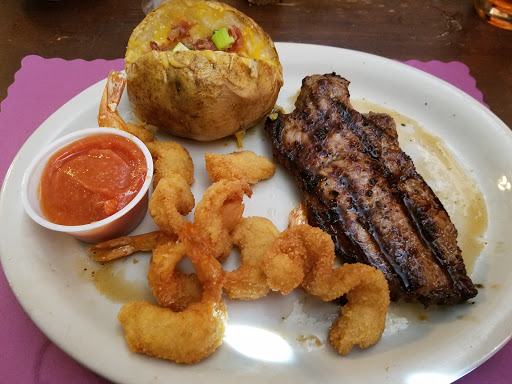 Steak House «The Beef and Barrel Restaurant & Lounge», reviews and photos, 1112 West Ave, Crossville, TN 38555, USA