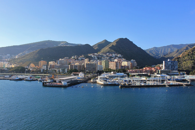 Круиз для лентяев и одиночек: Norwegian Spirit из Барселоны на Канары в январе 2013