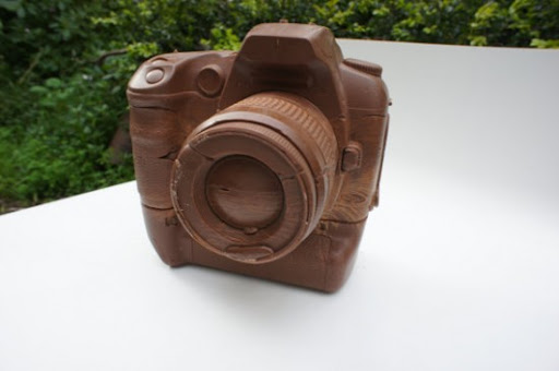 solid chocolate camera 1 Chocolate Canon D60 