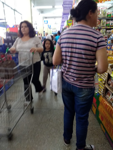 ASP Supermercados, Av. Gessy Lever, 99 - Centro, Valinhos - SP, 13270-070, Brasil, Lojas_Mercearias_e_supermercados, estado São Paulo