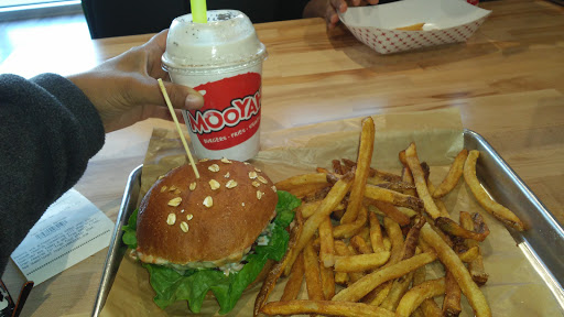 American Restaurant «MOOYAH Burgers, Fries & Shakes», reviews and photos, 441 Elizabeth Ave, Somerset, NJ 08873, USA