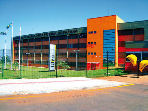 Universidade Tecnologica Federal do Paraná, Estr. dos Pioneiros, 3131 - Centro, Londrina - PR, 86020-430, Brasil, Ensino, estado Paraná
