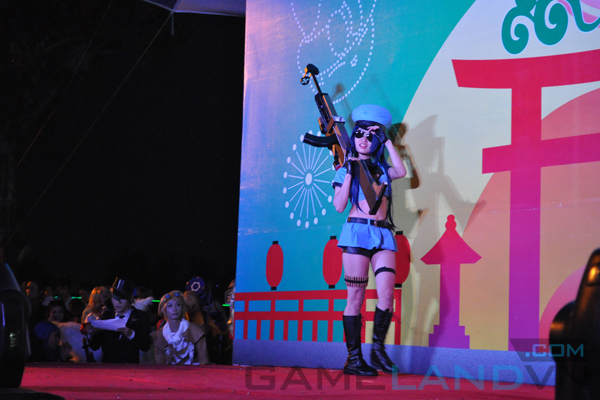 Cosplay Liên Minh Huyền Thoại tràn ngập Aki Matsuri - Ảnh 25