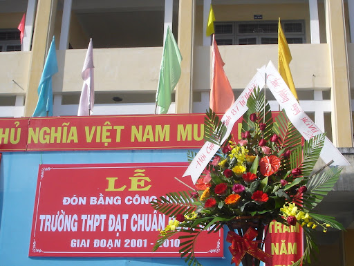 Chào mừng Ngày nhà giáo Việt Nam 20/11 2010 - Page 3 DSC00129