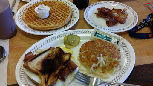 Breakfast Restaurant «Waffle House», reviews and photos, 1683 Fort Campbell Blvd, Clarksville, TN 37042, USA