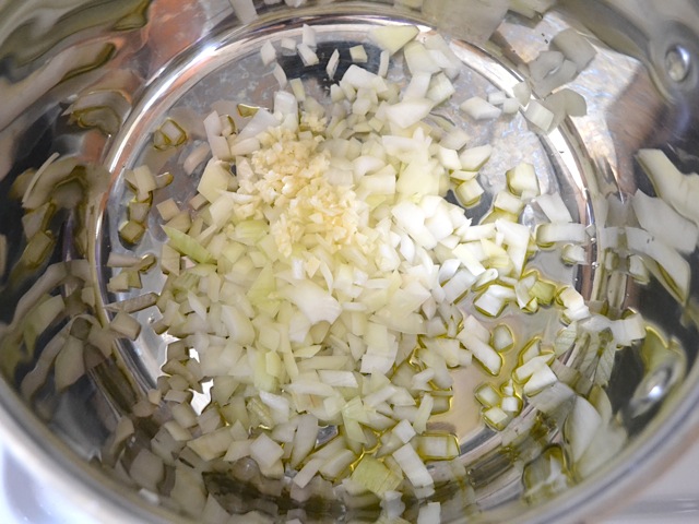 onion and garlic in pot 