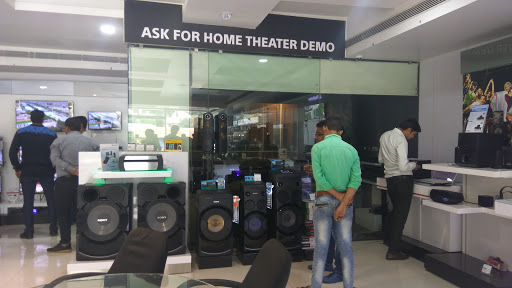 Sony Center - Shree Sargam Traders (India) Pvt Lt, Shop No.01 Piplod Plaza, Opp Lancers Army School, Surat Dumas Road Piplod., Surat, Gujarat 395007, India, Electrical_Repair_Shop, state GJ