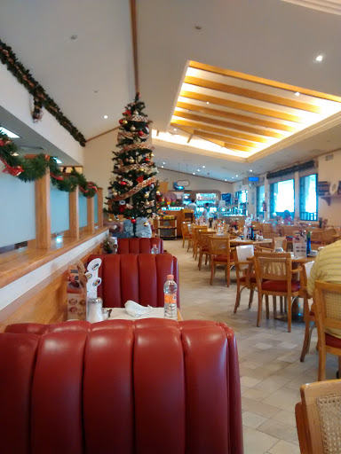 Sanborns Café, Av Costera Miguel Alemán s/n, Magallanes, 39670 Acapulco, Gro., México, Restaurantes o cafeterías | GRO