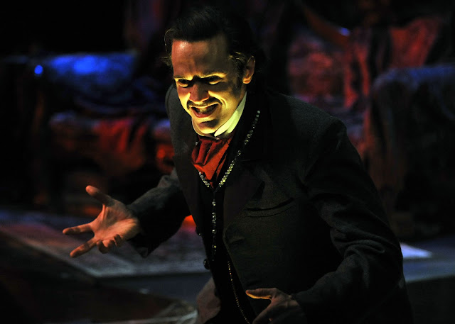 Orlando Shakes - Dracula