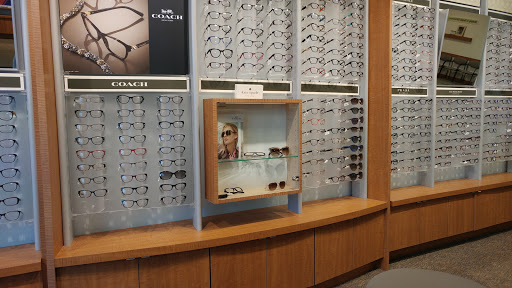 Eye Care Center «Pearle Vision», reviews and photos