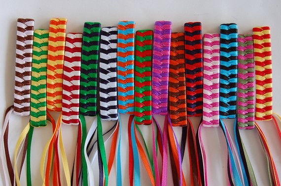 The 80 S Never Ended Clothes Styles Of Barrettes With Without Ribbons And Or Dangles