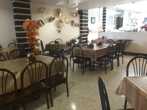 El Acuario, Pino Suárez 324, Centro, 37000 León, Gto., México, Bar restaurante de ostras | GTO