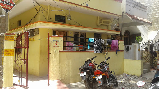OYO Rooms Lingampally Near BHEL, 22, Srinivasa Nilayam, 17-32, Sai Baba Temple Rd, Sri Krishna nagar Colony, Swati Tower, Kamala Nagar, Dilsukhnagar, Hyderabad, Telangana 502032, India, Hotel, state TS