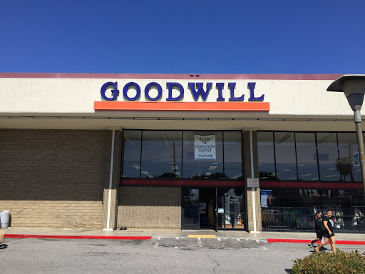 Store «Goodwill», reviews and photos, 17 Las Tunas Dr, Arcadia, CA 91006, USA