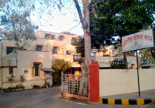 Sadar Police Station, Futala Rd, Sadar, Nagpur, Maharashtra 440001, India, Police_Station, state MH