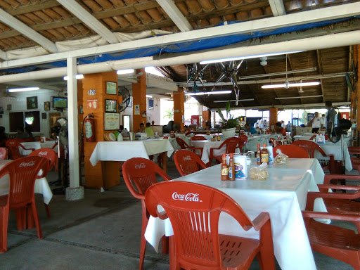 Restaurant MAURICIO´S VALLARTA, Carretera a las Palmas nº 176, Las Juntas, 48291 Puerto Vallarta, Jal., México, Restaurantes o cafeterías | JAL