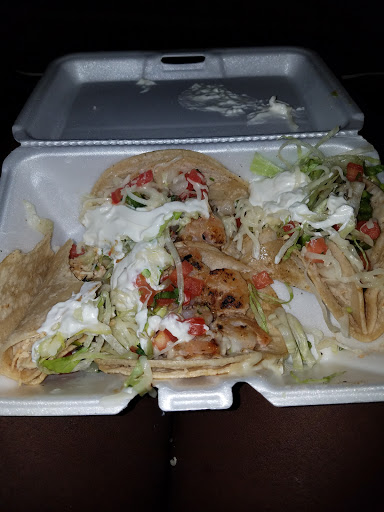 Mexican Restaurant «Taqueria Los Güeros», reviews and photos, 46 W Palisade Ave, Englewood, NJ 07631, USA