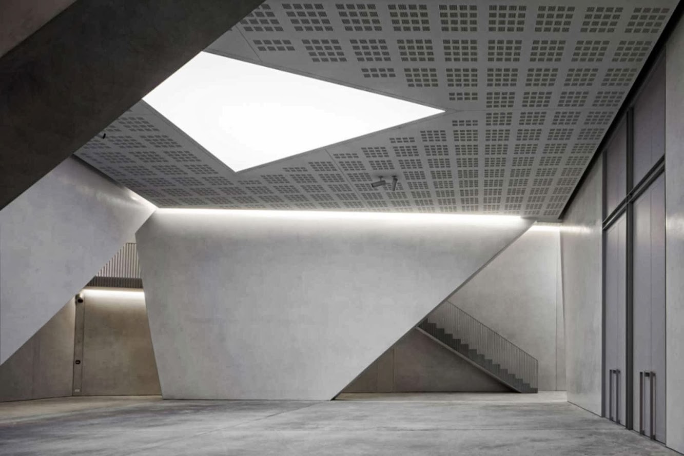 Venezia, Italia: The Teatrino of Palazzo Grassi by Tadao Ando