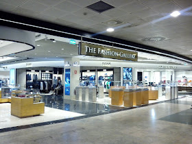El aeropuerto de Barajas estrena la mayor tienda de artículos de lujo en aeropuertos de Europa