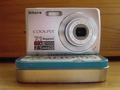 nikon coolpix s200