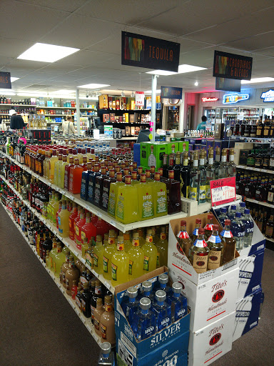 Liquor Store «SoBro Spirits. Wine. Craft Beer», reviews and photos, 1721 E 52nd St, Indianapolis, IN 46205, USA