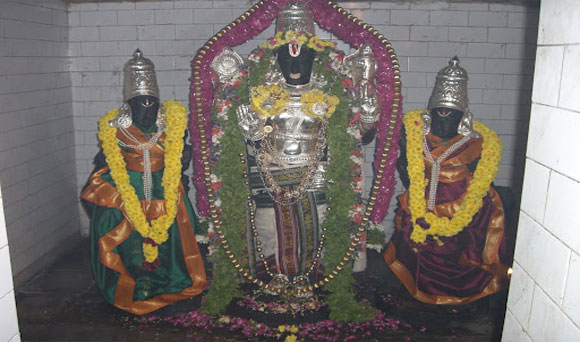 Thirukkozhi Sri Azhagiya Manavala Perumal Temple, Trichy - Divya Desam 02 Thirukkozhi Sri Azhagiya Manavala Perumal Temple, Trichy - Divya Desam 02