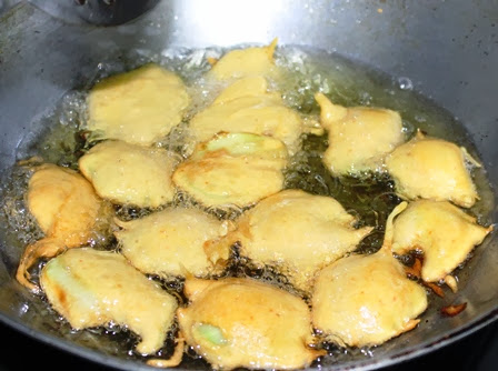 Vegetable Bajji Recipe | Indian Bhajiyas - Deep Fried Snacks