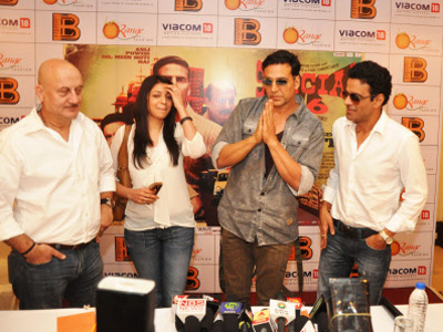 Anupam Kher, Kajal Agrawal, Akshay Kumar and Manoj Bajpai during the promotions of 'Special 26'  film in hotel Tuli Emporial in Nagpur