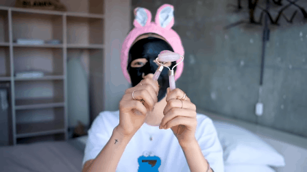 Cách đắp mặt nạ giấy của Irene Kim