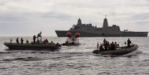 Nasa Lockheed Martin And U S Navy Test Orion Spacecraft Ocean Recovery