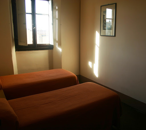 Hostel 7 Santi