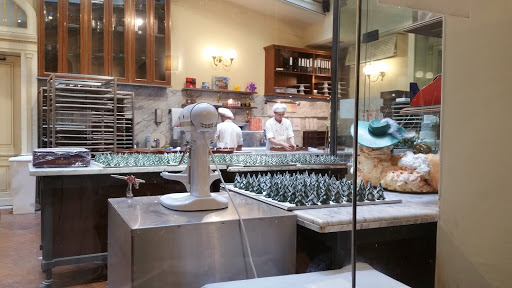 Отзыв о Кондитерский магазин "Demel" (Австрия, Вена) Старейшая кондитерская Вены