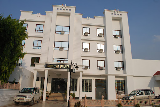 Hotel Diamond Palace, Awas Vikas Rd, Awas Vikas Colony, Farrukhabad, Uttar Pradesh 209625, India, Indoor_accommodation, state UP