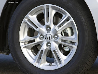 تصميمات سيارات هوندا - Honda Insight  Honda-Insight_2010_800x600_wallpaper_17