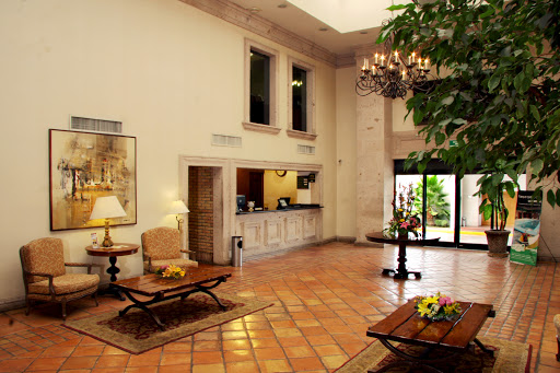 Quality Inn & Suites Saltillo Eurotel, Blvd. Venustiano Carranza 4100, Virreyes Residencial, 25230 Saltillo, Coah., México, Alojamiento en interiores | COAH