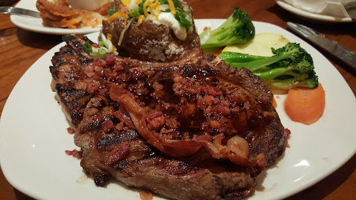 Steak House «Outback Steakhouse», reviews and photos, 371 Gellert Blvd, Daly City, CA 94015, USA