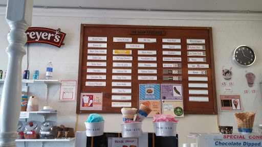 Ice Cream Shop «The Scoop Ice Cream Parlor», reviews and photos, 607 Dolliver St, Pismo Beach, CA 93449, USA