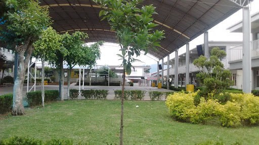 Centro Escolar Rafael Cravioto Pacheco, Fco Oropeza 196, El Derrumbe, 73172 Huauchinango, Pue., México, Escuela | PUE