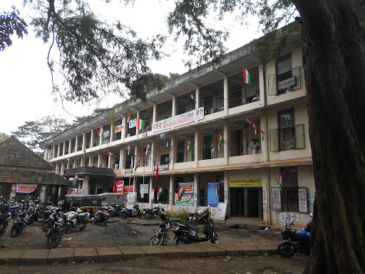 ALC Superintendent Survey Office, First floor, Neyyattinkara Kattakkada Rd, Alummoodu, Neyyattinkara, Kerala 695121, India, Land_Surveyor, state KL