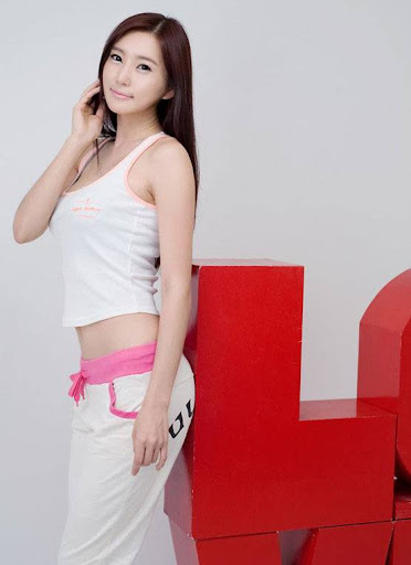 Korean Model Choi Yu Jung real face