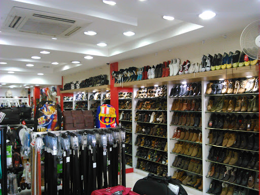Metro Shoes and Bags, Edappally - Panvel Highway, Puthiyavalapu, Kanhangad, Kerala 671315, India, Shoe_Shop, state KL