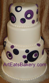 Modern Creative Round Brown Wedding Cake With Fondant Cascading Autumn Leaves Modern Creative Round Brown Wedding Cake With Fondant Cascading Autumn Leaves