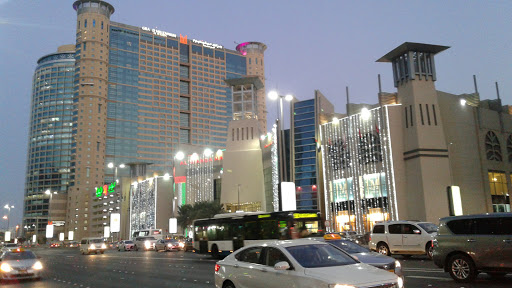Al Wahda Mall, Hazza Bin Zayed St, Old Airport Rd, Al Wahda - Abu Dhabi - United Arab Emirates, Shopping Mall, state Abu Dhabi