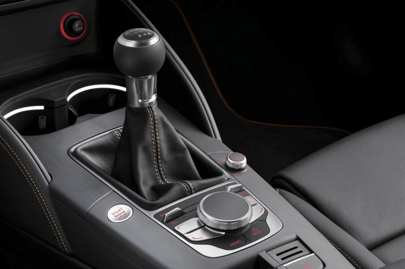 Audi-A3-Cabriolet-2015-10.