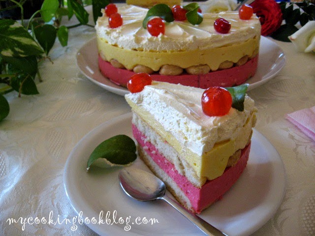 Двуцветна желирана торта с извара