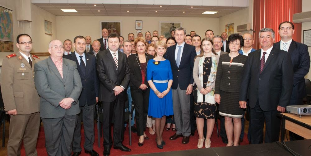 Principele Radu, prelegere la Colegiul Național de Apărare, 7 mai 2014 Principele Radu, prelegere la Colegiul Național de Apărare, 7 mai 2014