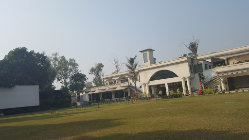 Sutlej Club, Mall Road, Civil Lines, Near Rakh Bagh, Near Corporation Swimming Pool, Near DC Residence, Ludhiana, Punjab 141001, India, Club, state PB