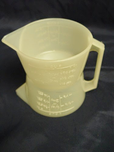  Vintage Sheer White Double Liquid One Cup Measuring Cup